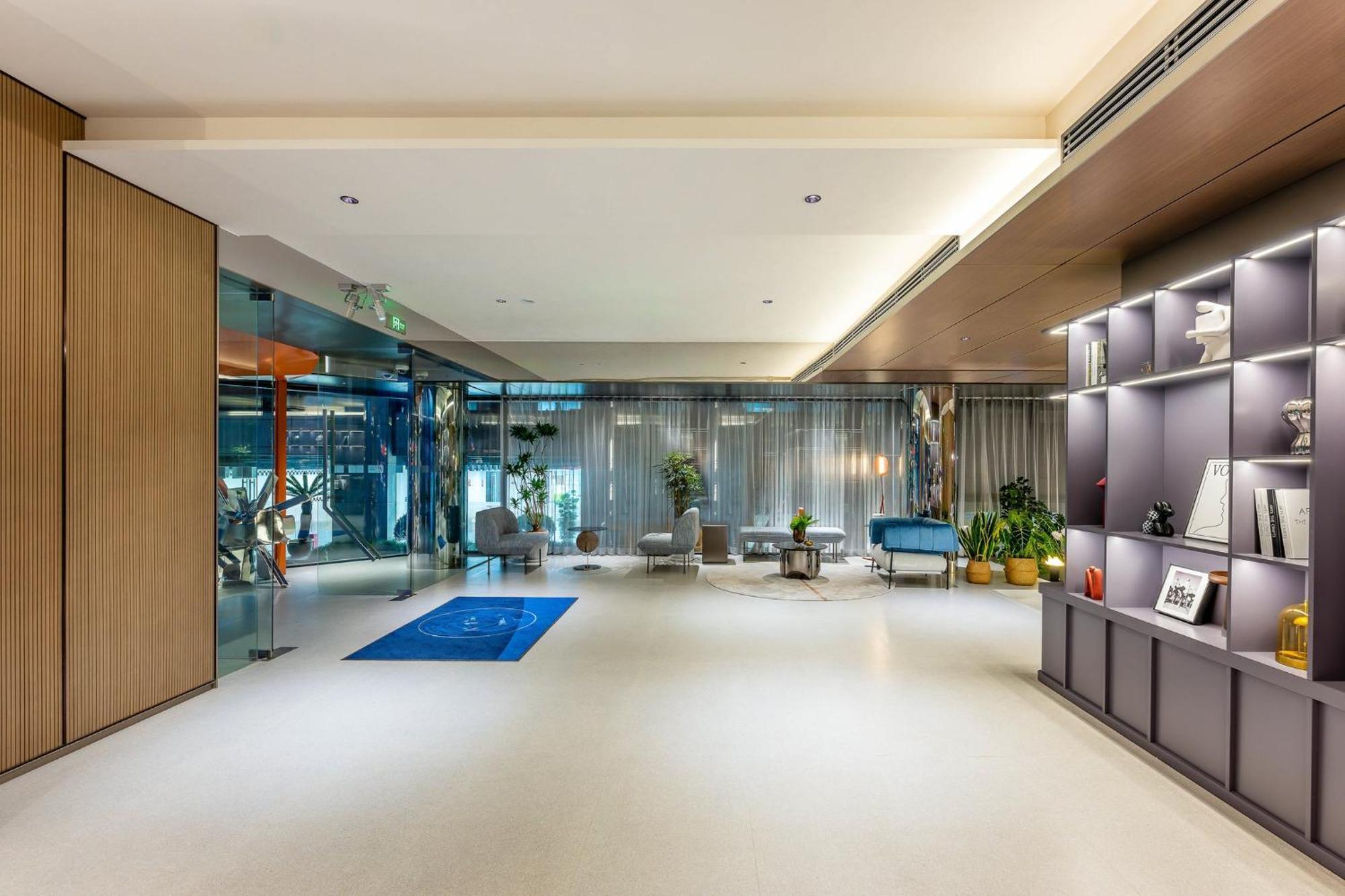 Holiday Inn Express Shanghai Jing'An Temple By Ihg Zewnętrze zdjęcie